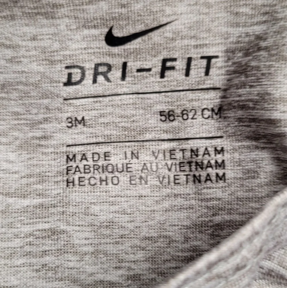 Nike Bodysuit Baby Girls Size: 3 Months ADORABLE Dri-Fit